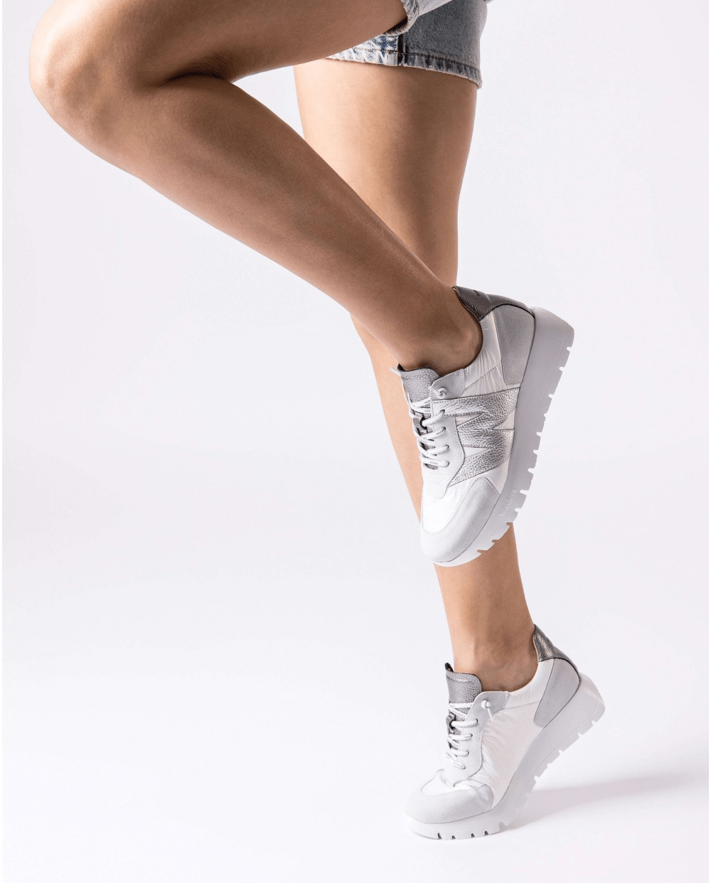Oslo | White - Silver | Wonders | Trainers | Jenny Shoo Bootique