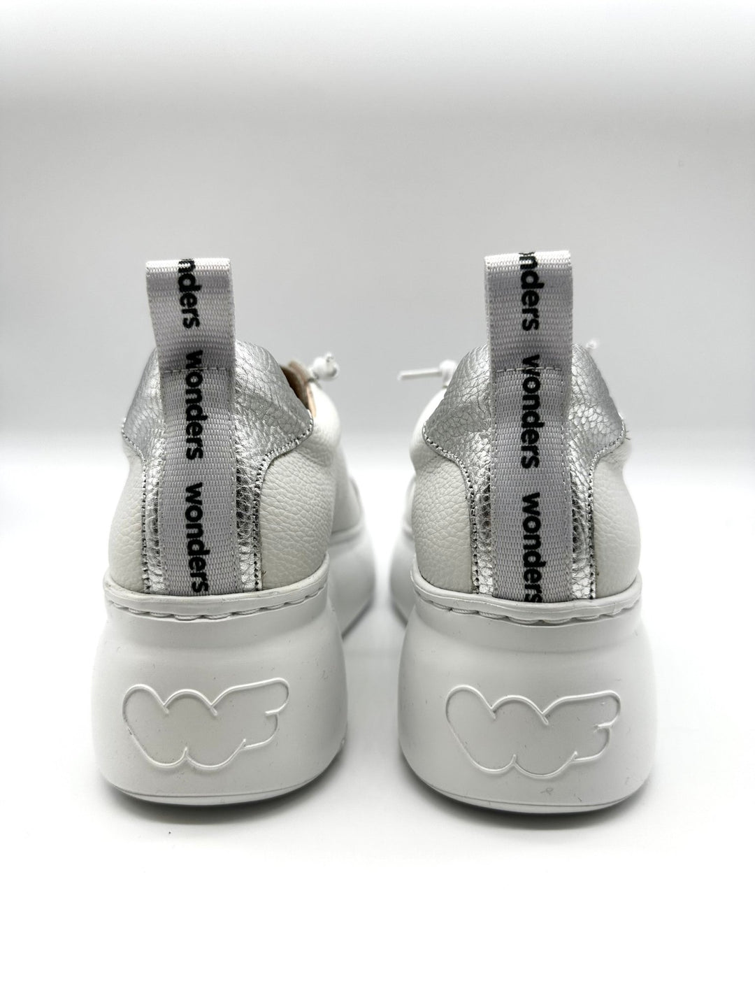 Dorita | Off White - Silver | Wonders | Trainers | Jenny Shoo Bootique