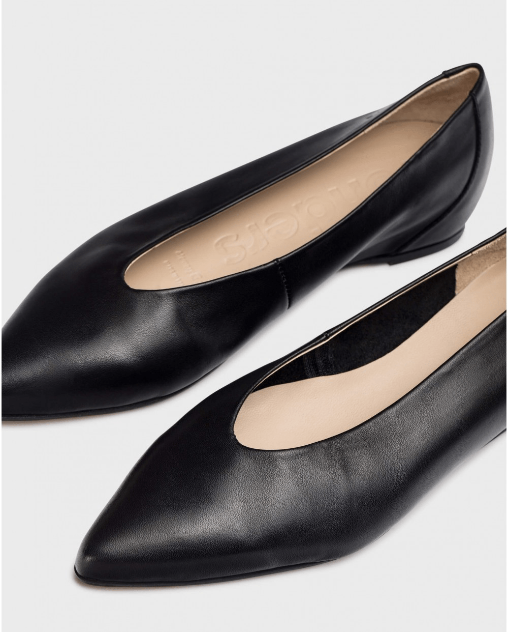 Triana | Black | Wonders | Flats | Jenny Shoo Bootique