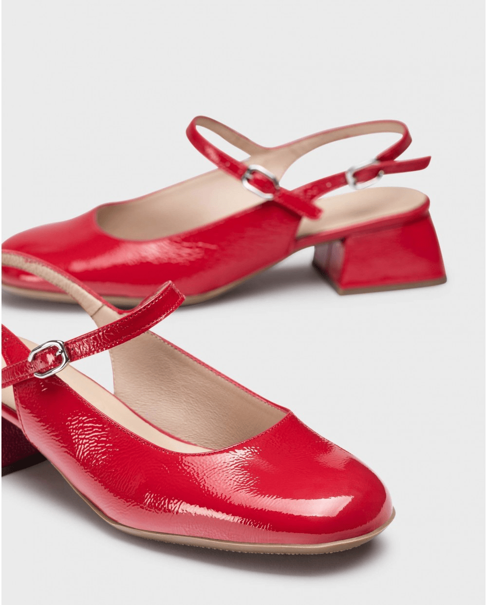 Vesna | Red | Wonders | Flats | Jenny Shoo Bootique