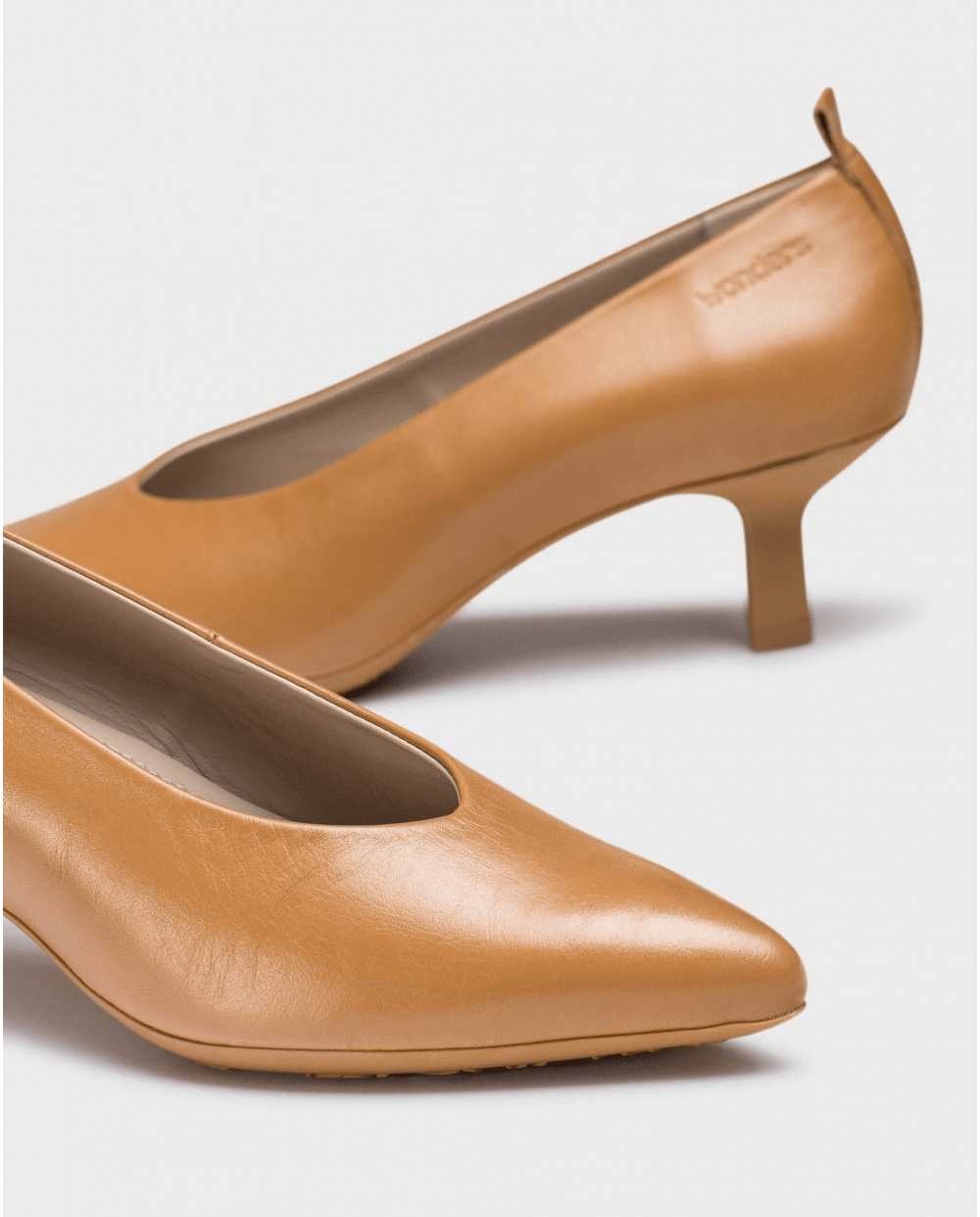 Hilda | Tan | Wonders | Heels | Jenny Shoo Bootique