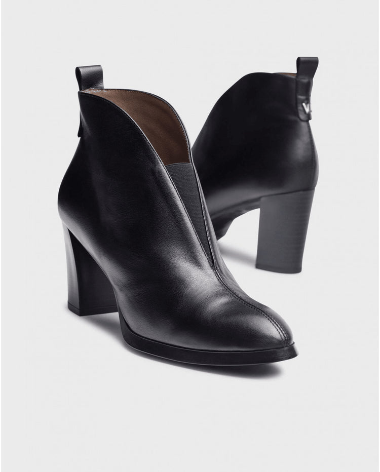 Sorrento | Black | Wonders | Ankle Boots | Jenny Shoo Bootique