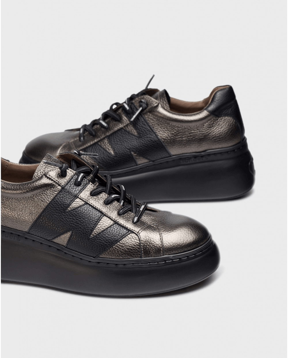 Dorita | Black - Pewter | Wonders | Trainers | Jenny Shoo Bootique