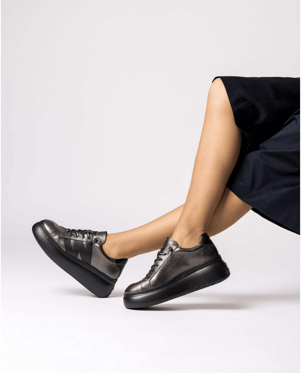 Dorita | Black - Pewter | Wonders | Trainers | Jenny Shoo Bootique