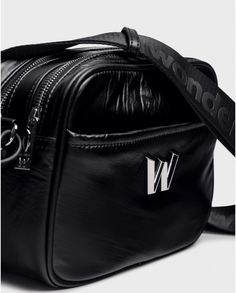 Cloud | Black | Wonders | Bags | Jenny Shoo Bootique