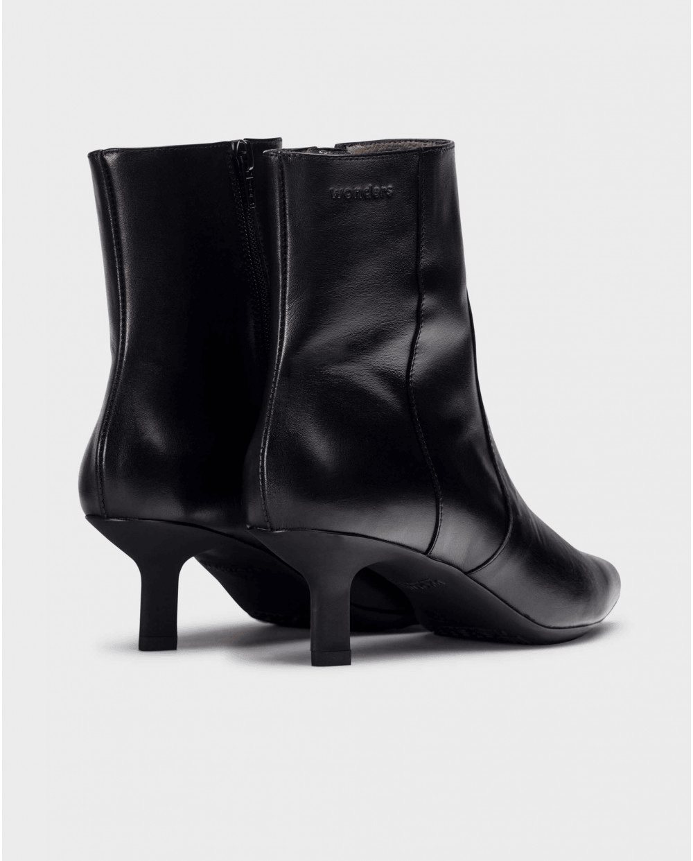 Fusca |Black | Wonders | Ankle Boots | Jenny Shoo Bootique