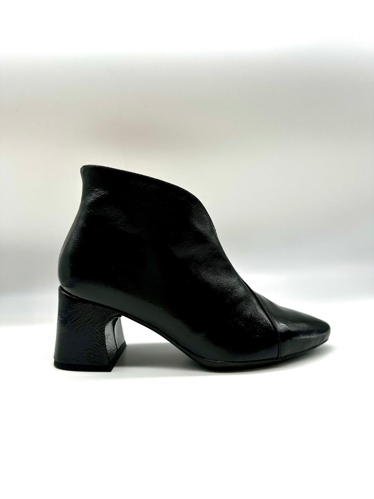 Eliot | Black Patent | Wonders | Ankle Boots | Jenny Shoo Bootique