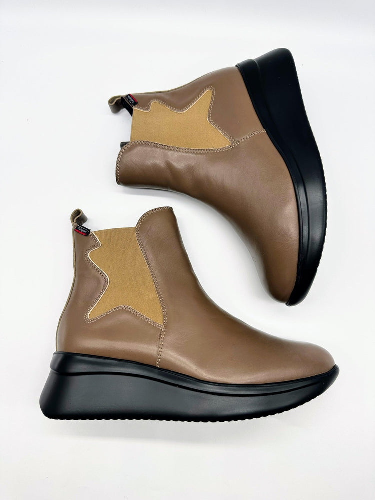 Hanna | Truffle | Callaghan | Ankle Boots | Jenny Shoo Bootique