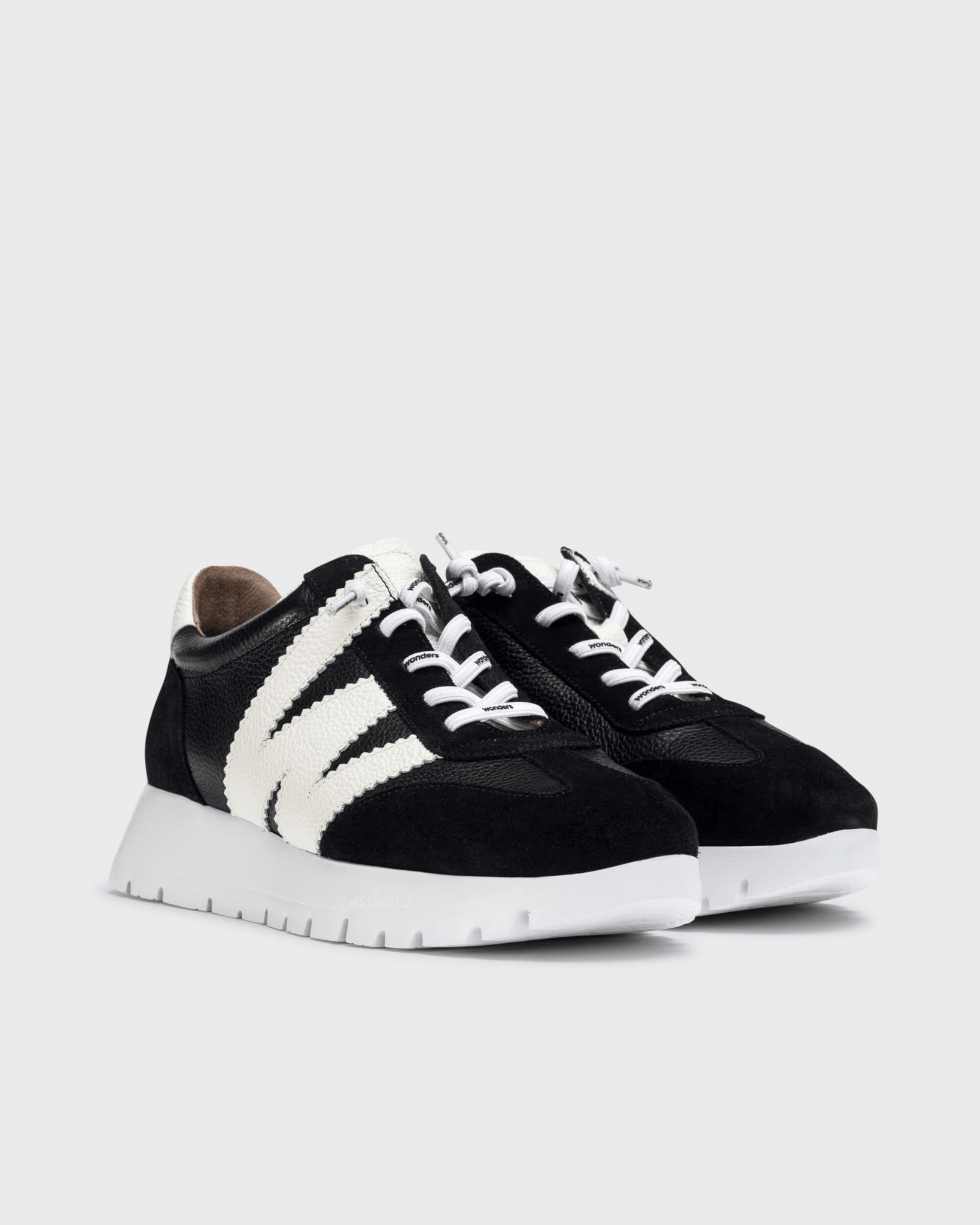 Meri | Black - White | Wonders | Trainers | Jenny Shoo Bootique