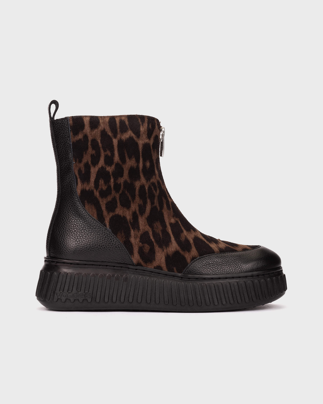 XFly 02 | Black - Leopard