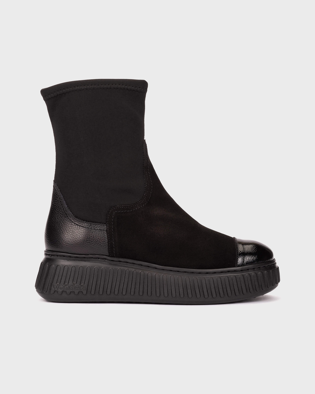 XFly 07 | Black