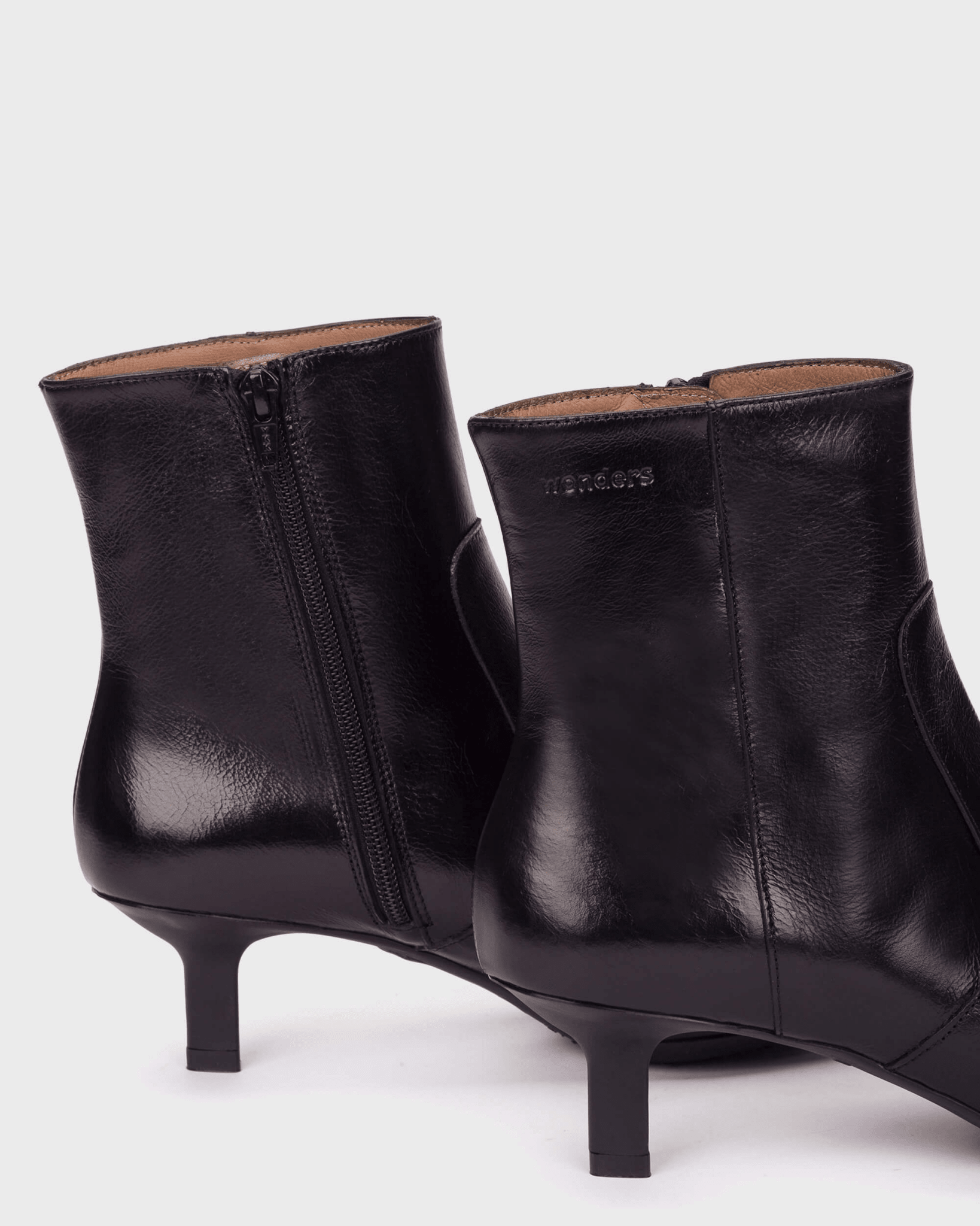 Flexfit 11 | Black | Wonders | Ankle Boots | Jenny Shoo Bootique