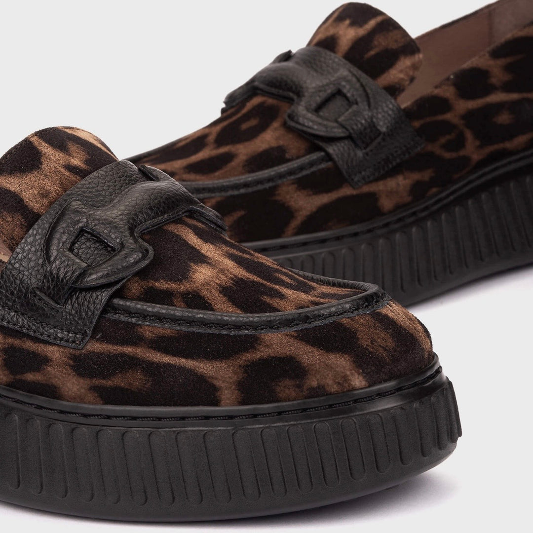 XFly 03 | Leopard
