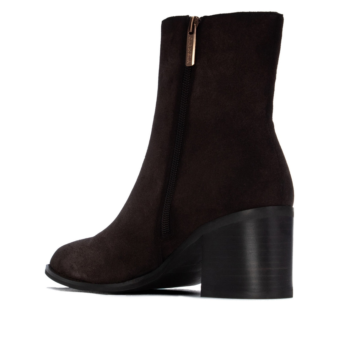 Cliona | Brown