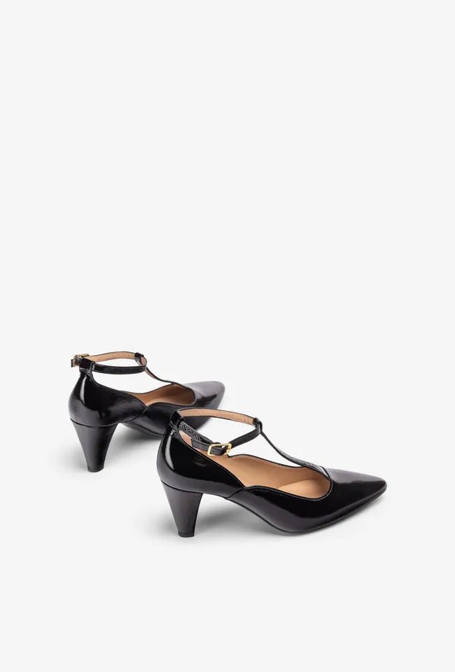Leavit | Black | Unisa | Heels | Jenny Shoo Bootique