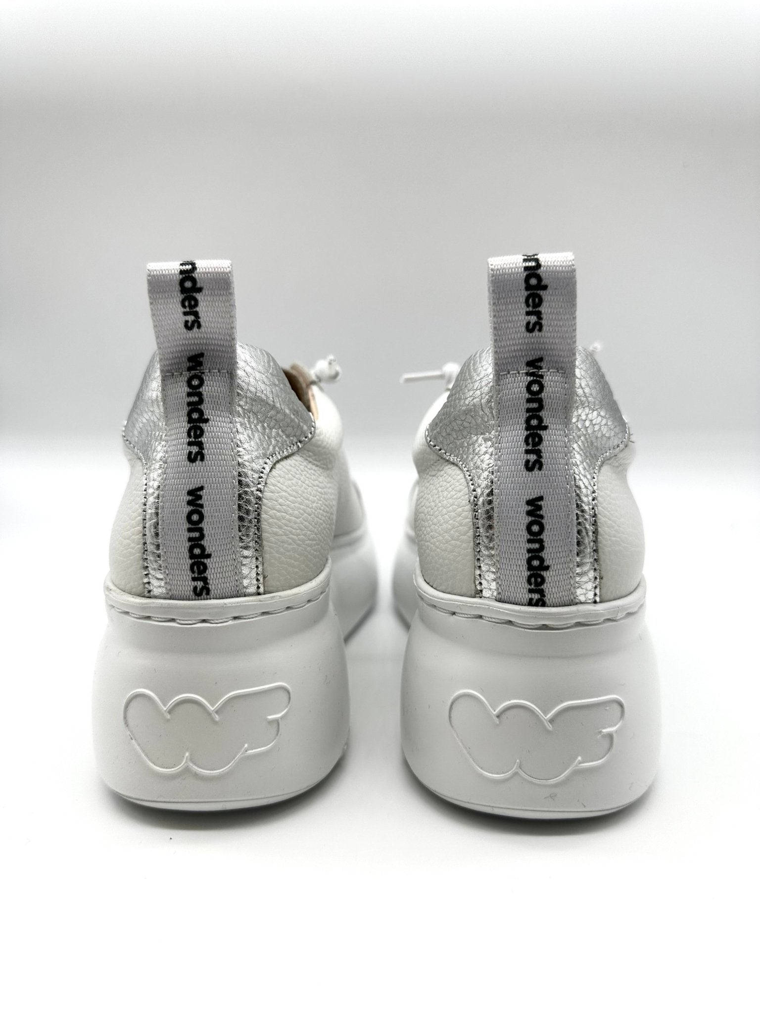 Dorita | Off White - Silver | Wonders | Trainers | Jenny Shoo Bootique
