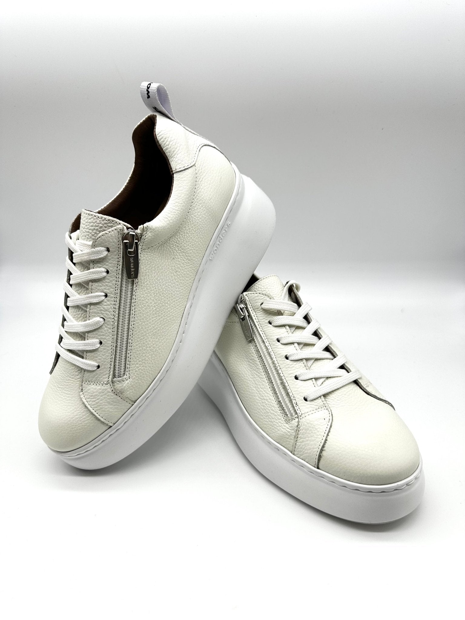 Tyler| Off White | Wonders | Trainers | Jenny Shoo Bootique