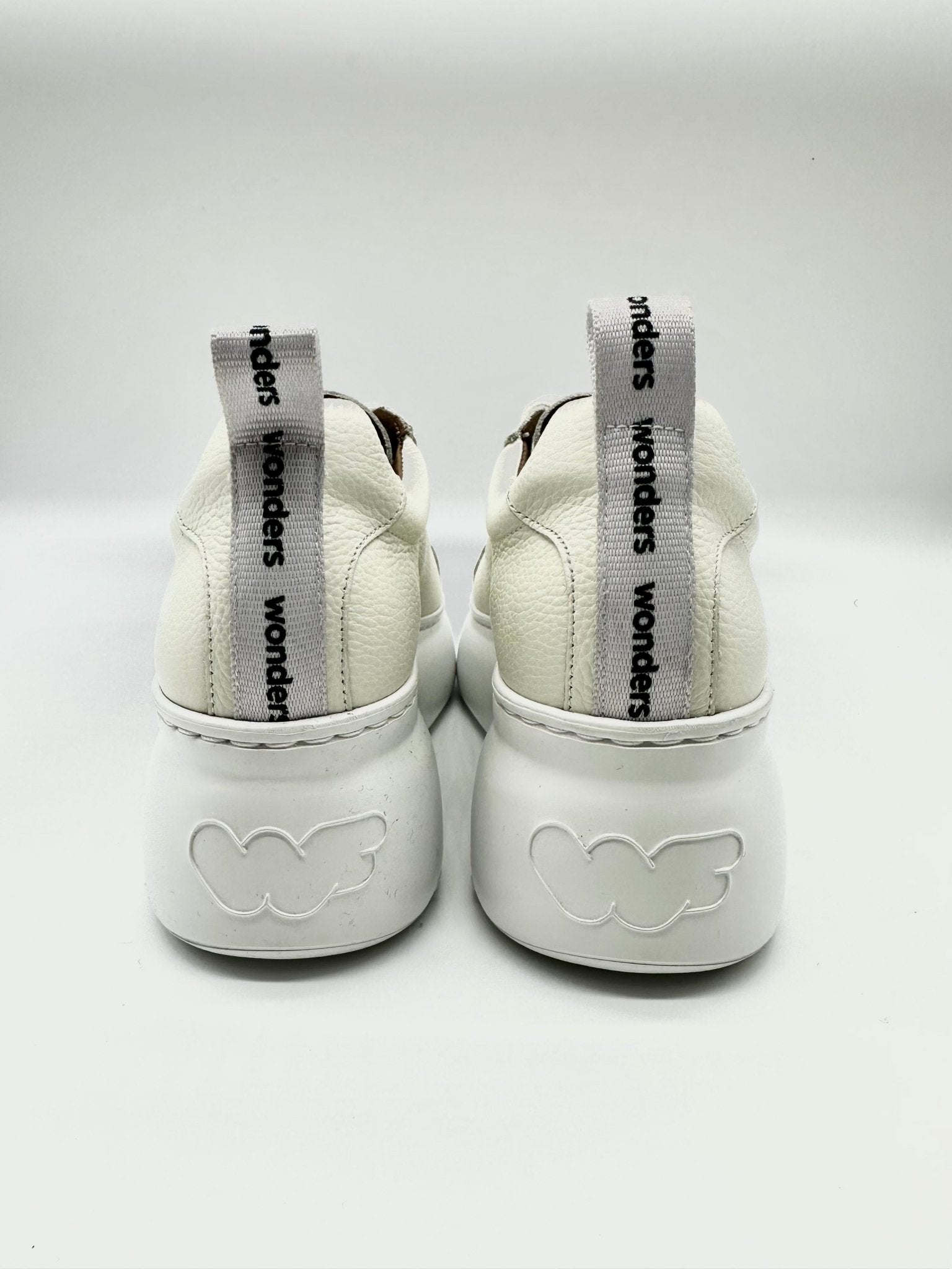 Tyler| Off White | Wonders | Trainers | Jenny Shoo Bootique