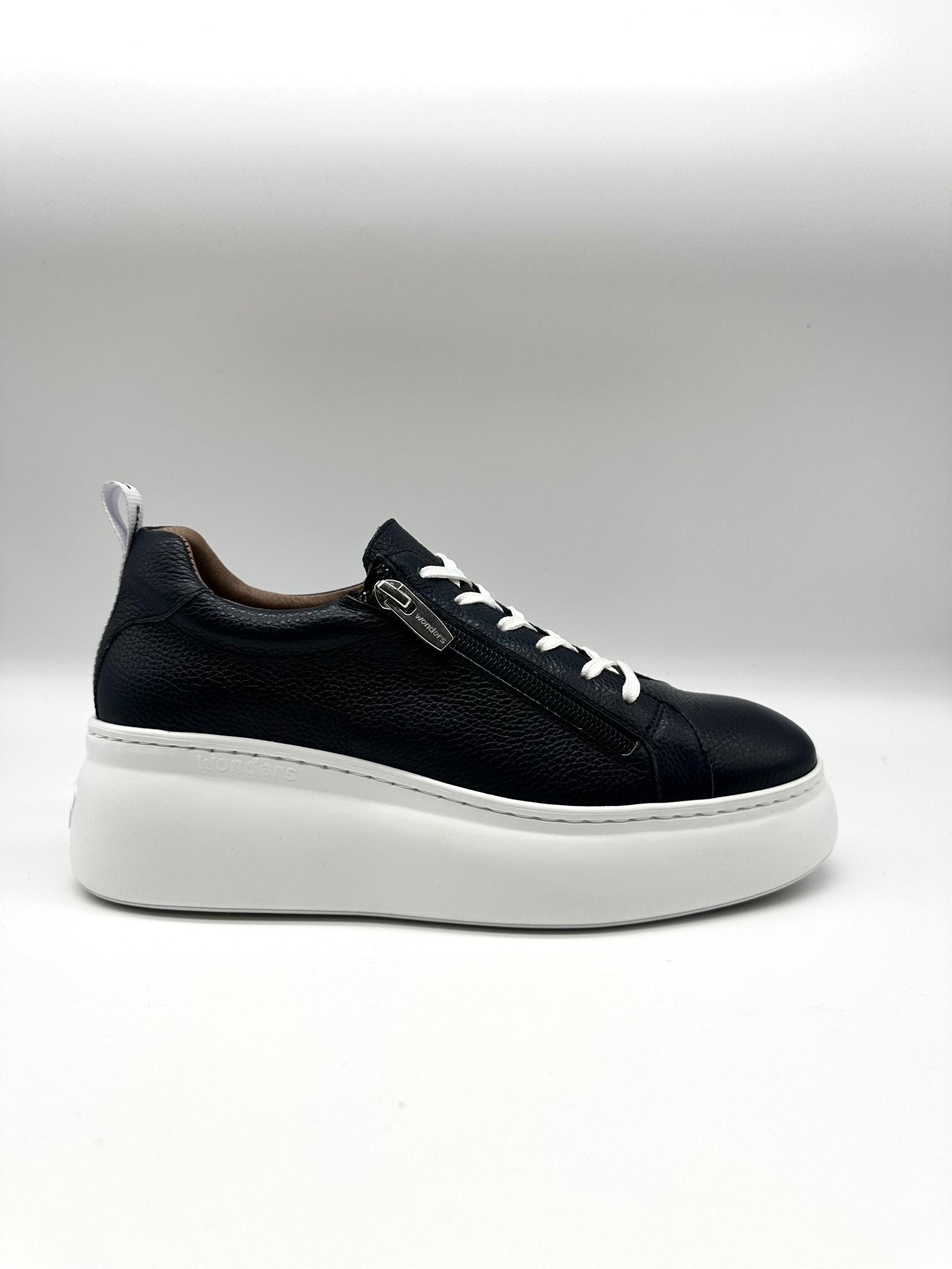 Tyler | Navy | Wonders | Trainers | Jenny Shoo Bootique