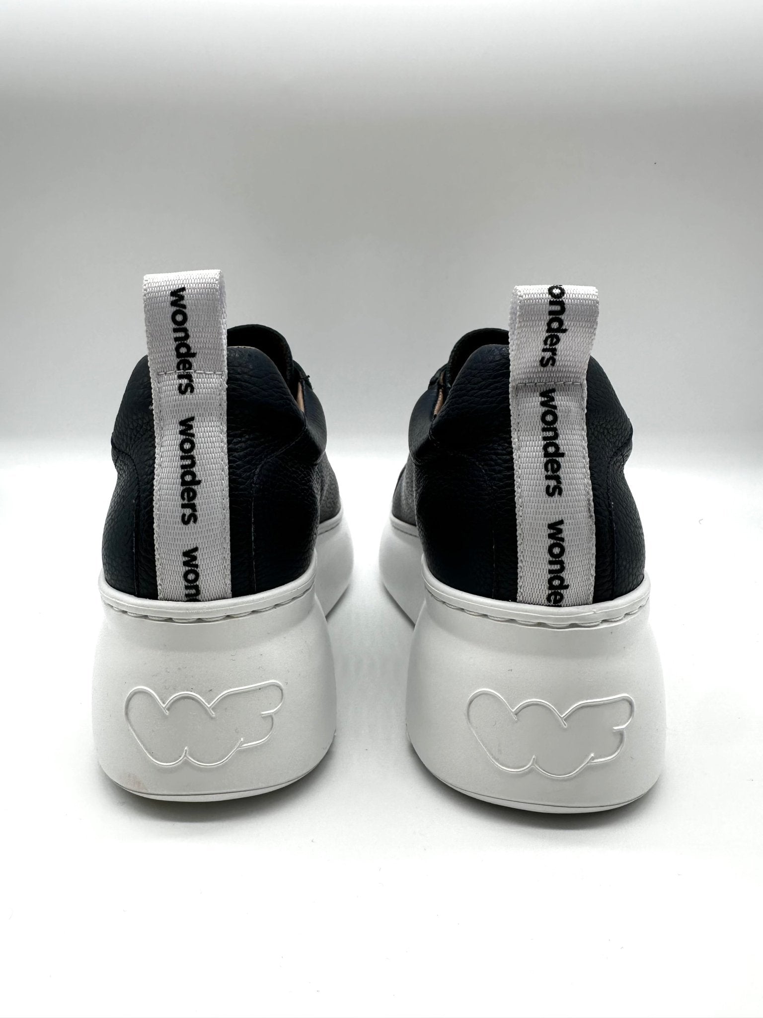 Tyler | Navy | Wonders | Trainers | Jenny Shoo Bootique
