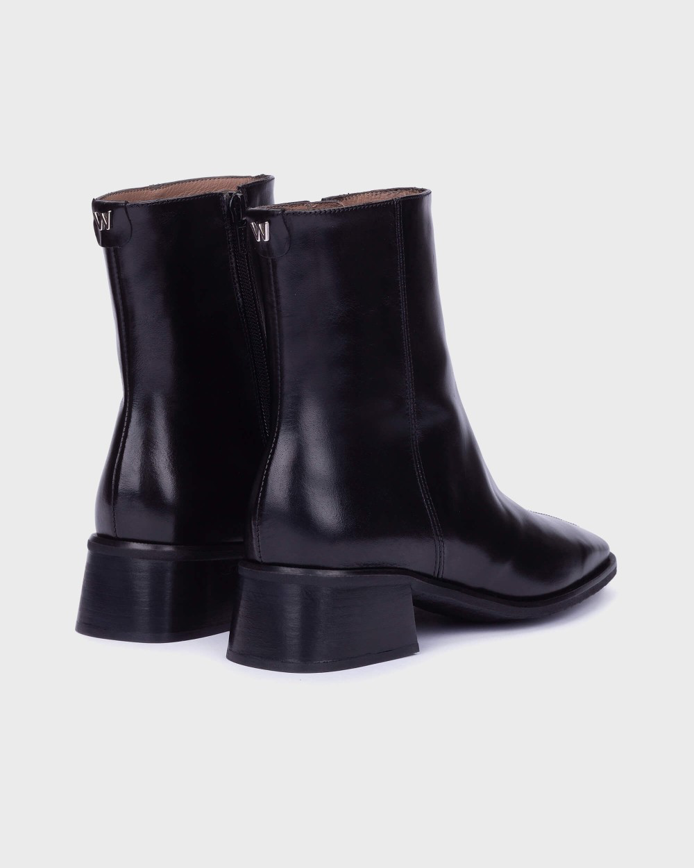 Ayla | Black