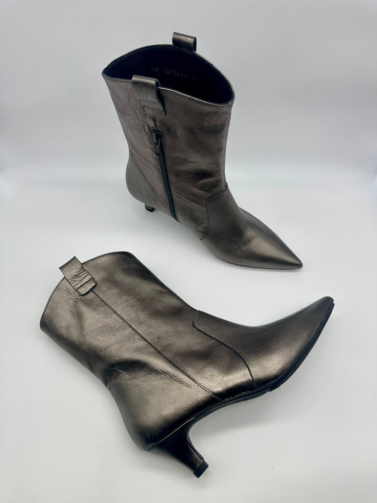 Checa | Pewter | LODI | Ankle Boots | Jenny Shoo Bootique