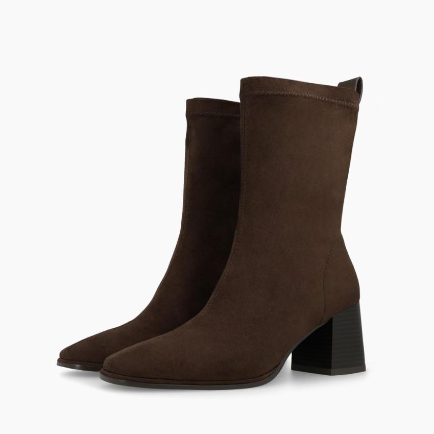 Hekka | Brown Stretch Suede