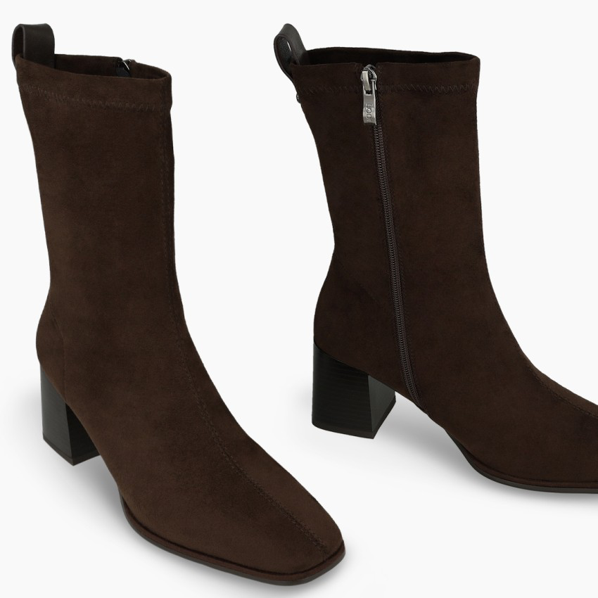 Hekka | Brown Stretch Suede