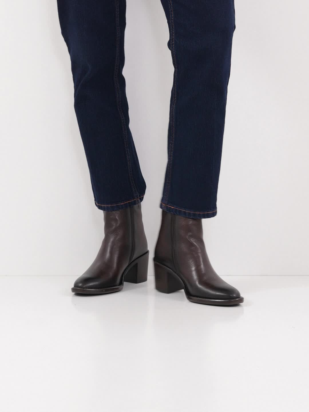Dahlen | Brown