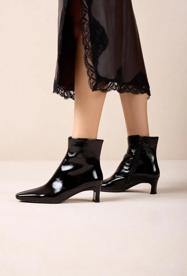 Jepo | Black