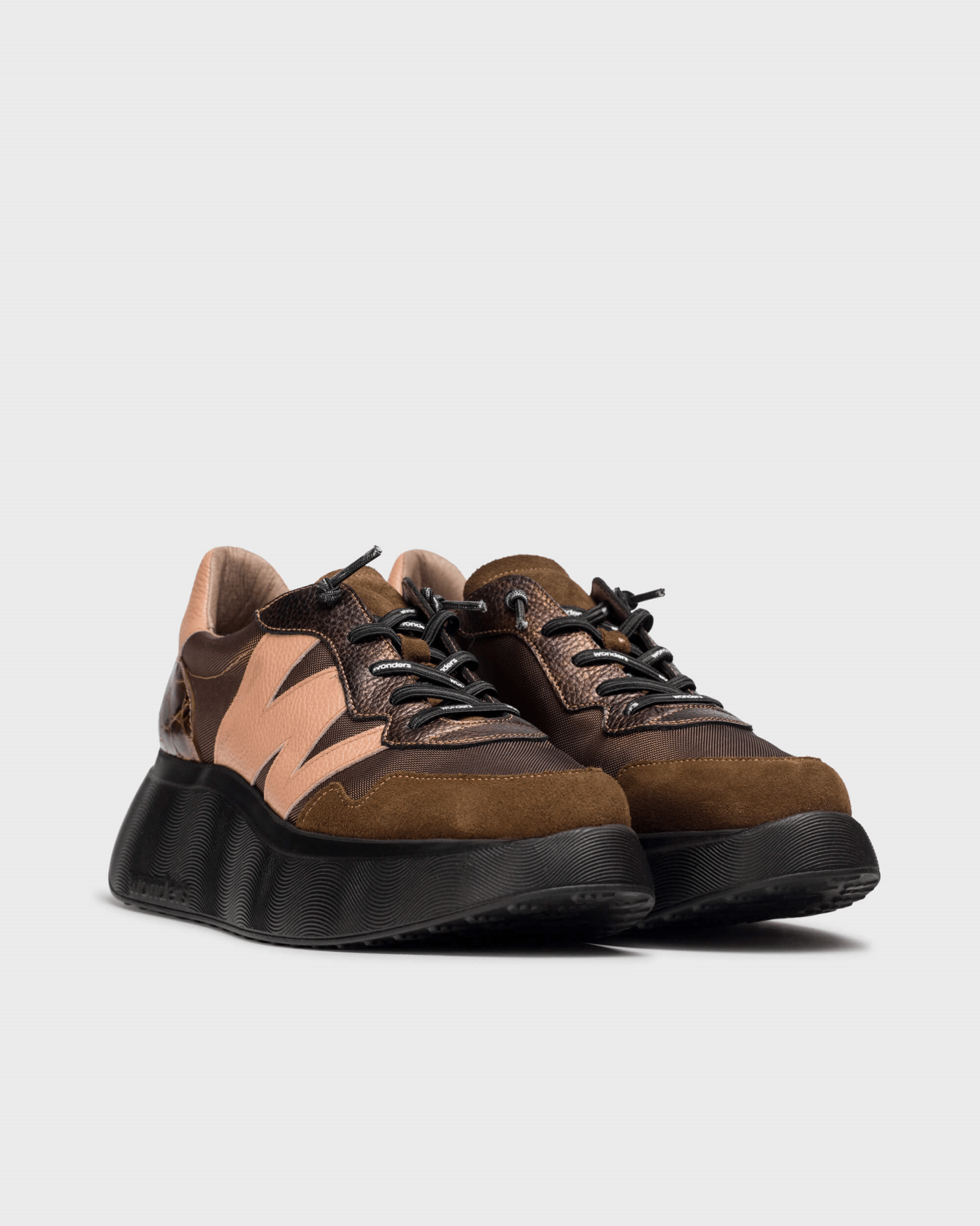 Roma 31 | Brown - Powder Pink | Wonders | Trainers | Jenny Shoo Bootique