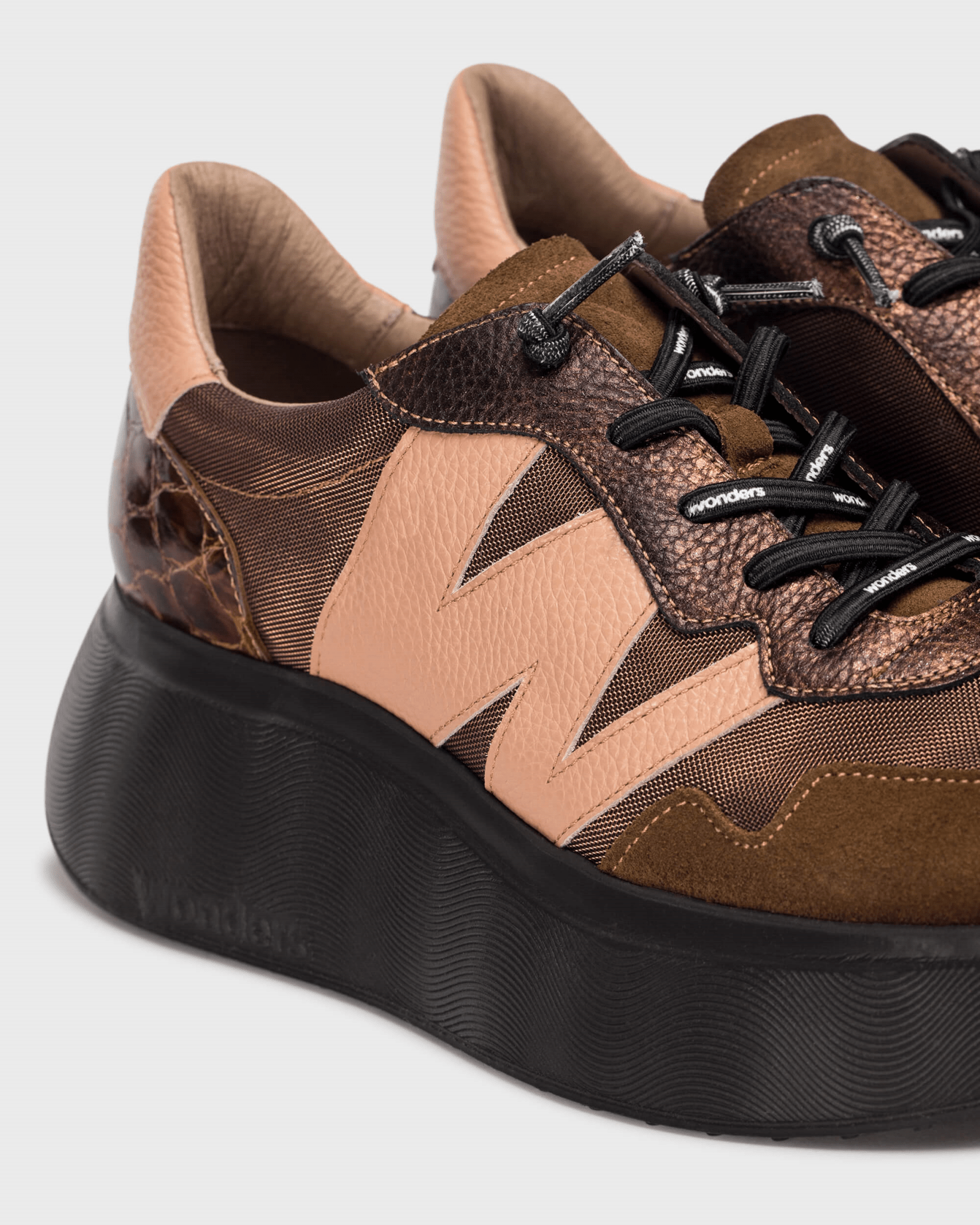 Roma 31 | Brown - Powder Pink | Wonders | Trainers | Jenny Shoo Bootique