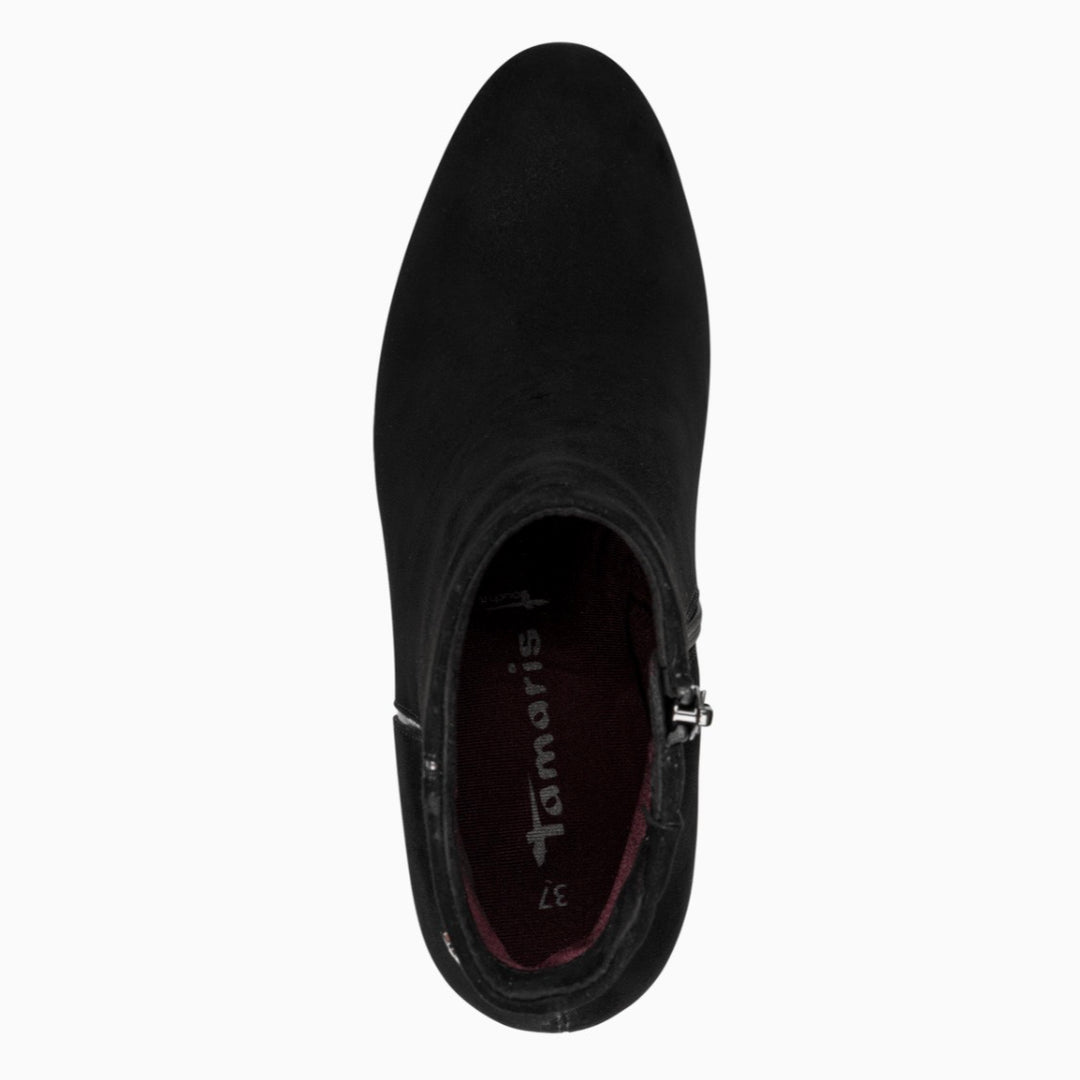 Dargun | Black