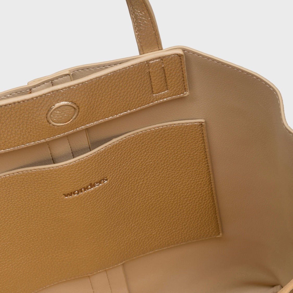 Lune | Gold | Wonders | Bags | Jenny Shoo Bootique