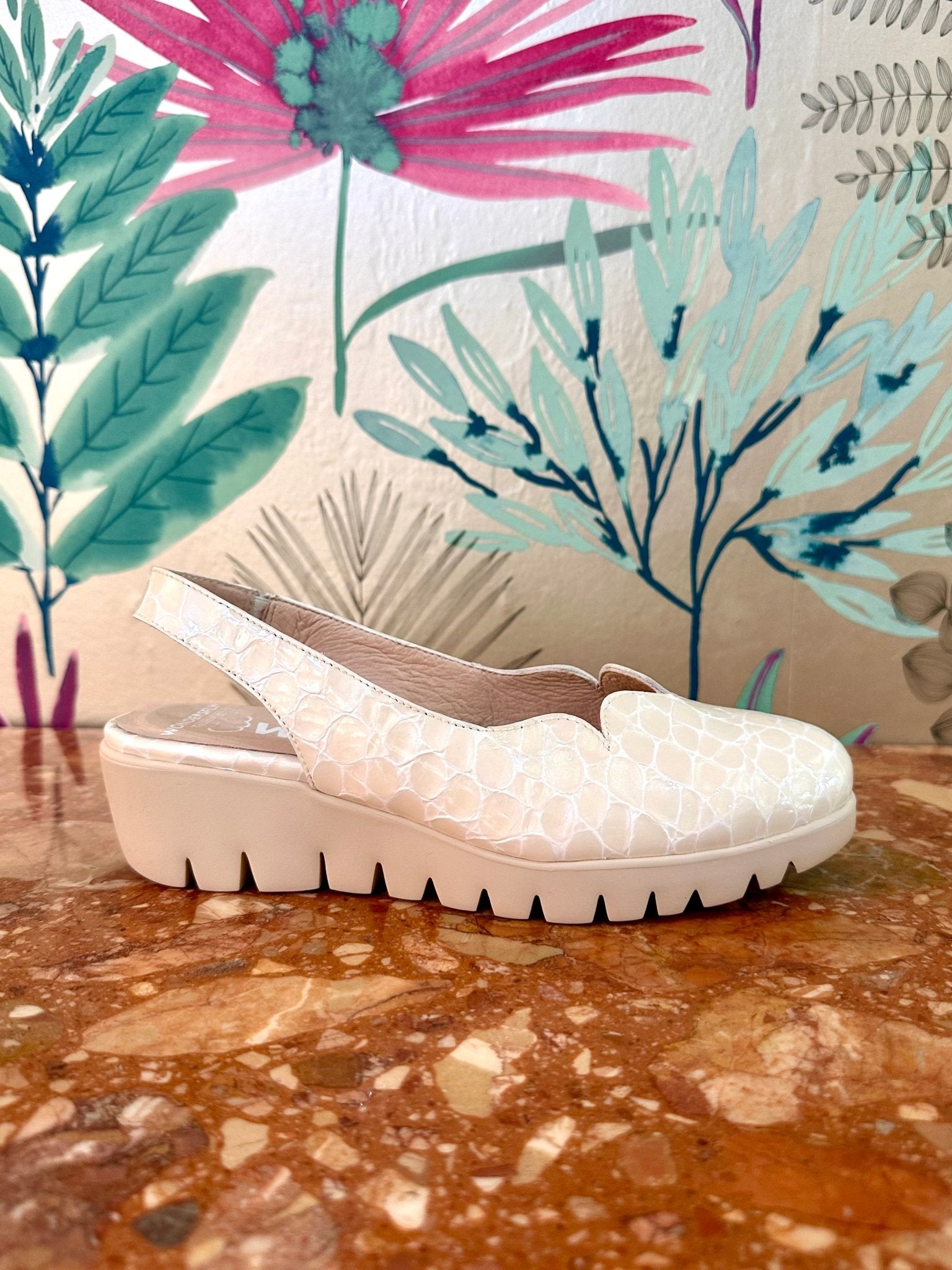 Abril | Off White Croc | Wonders | Wedges | Jenny Shoo Bootique