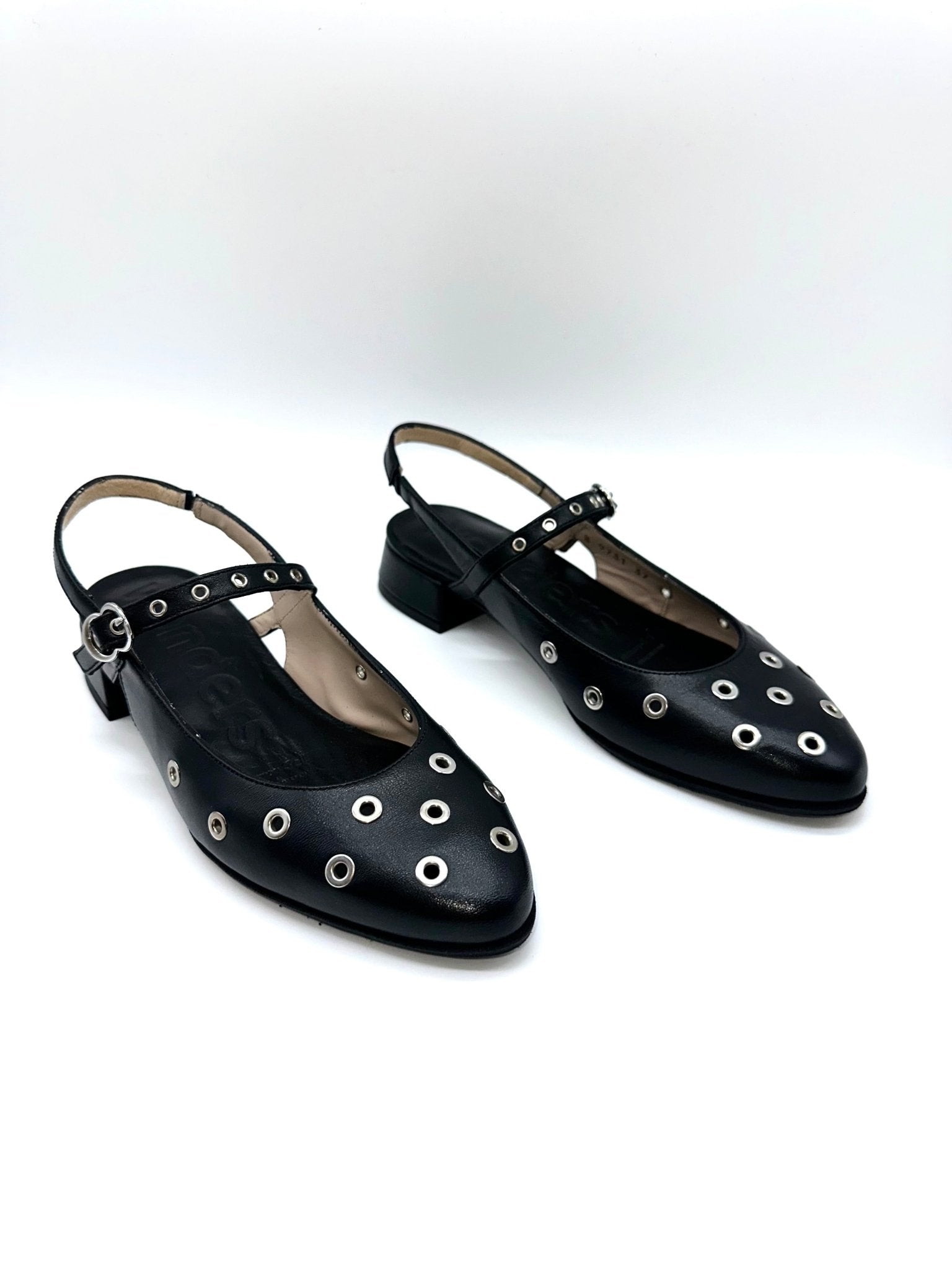 Tori | Black | Wonders | Flats | Jenny Shoo Bootique