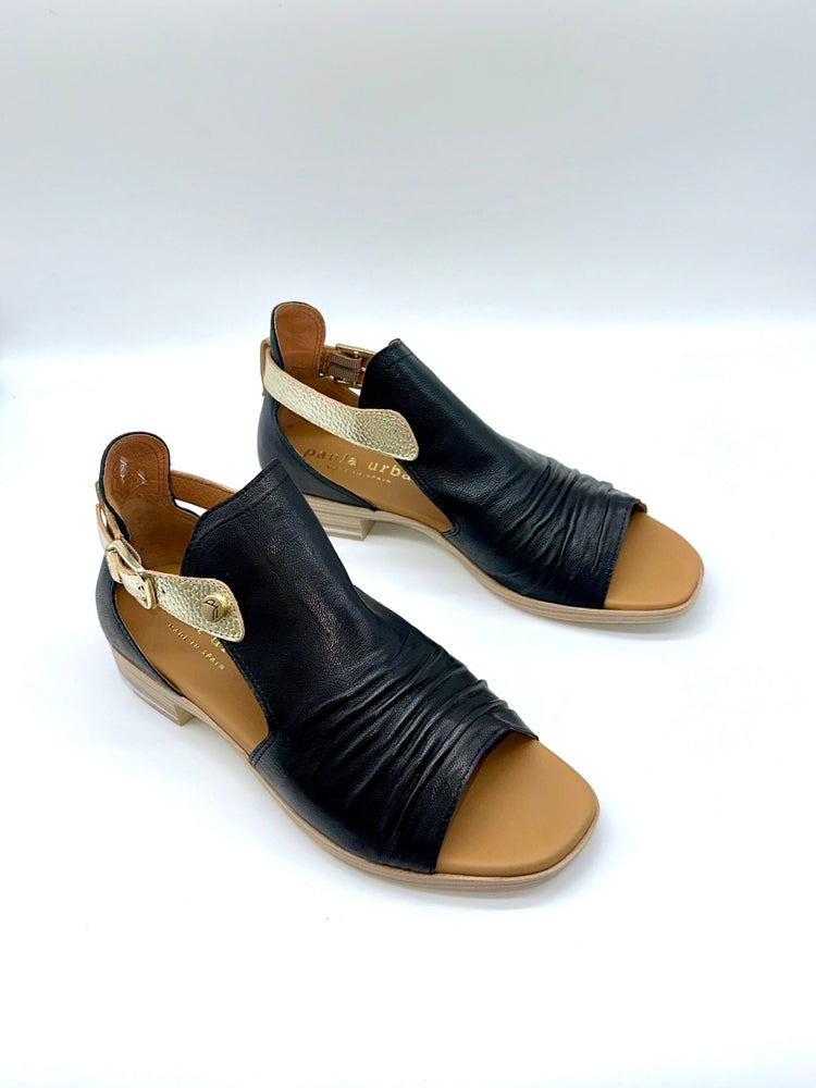 9 - 729 | Black | Paula Urban | Sandals | Jenny Shoo Bootique