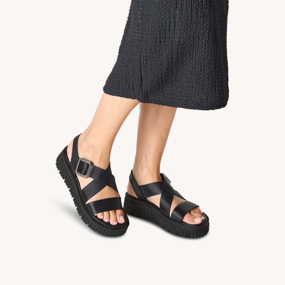 Pie | Black