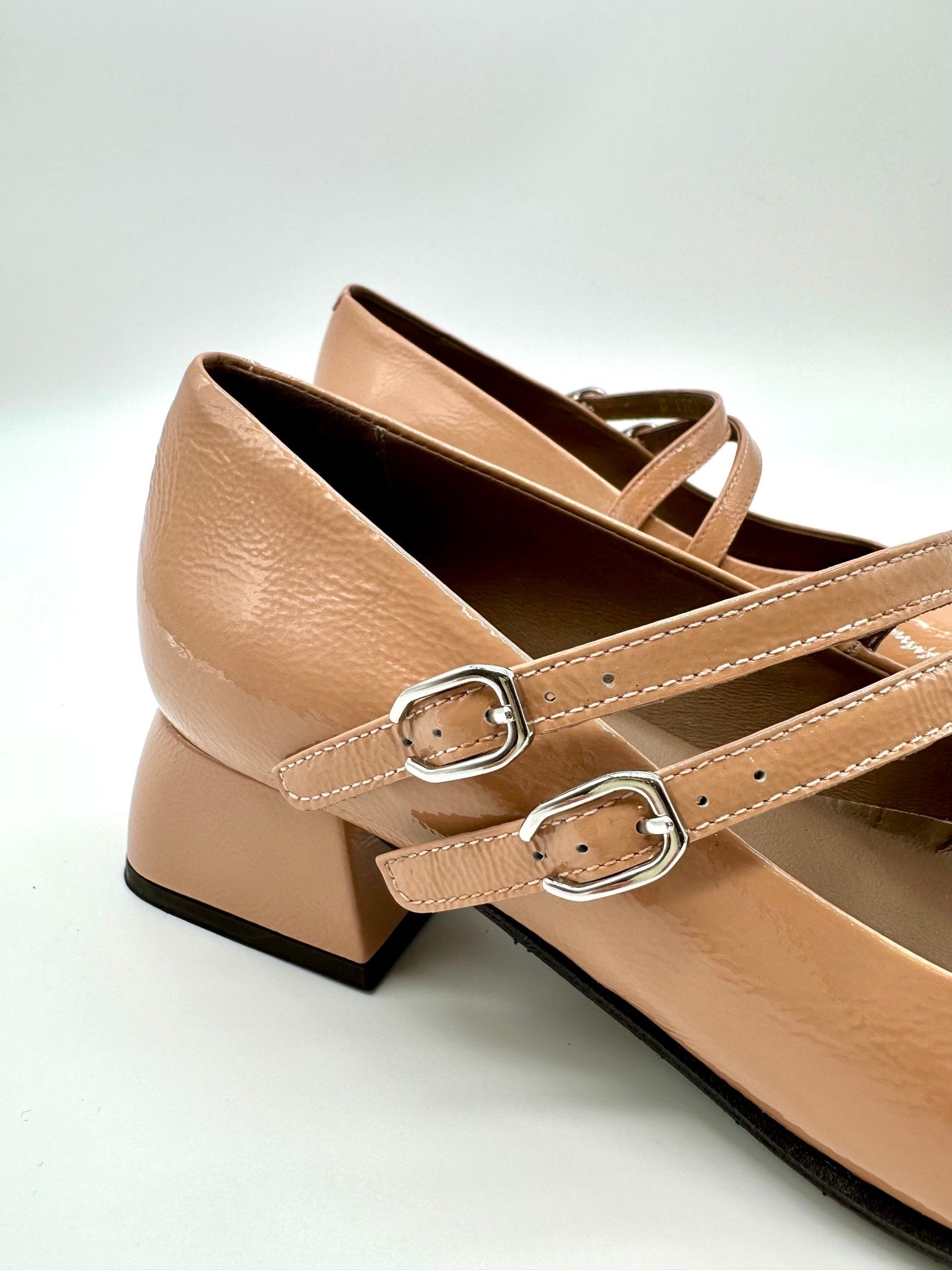 Fleur | Powder | Wonders | Flats | Jenny Shoo Bootique