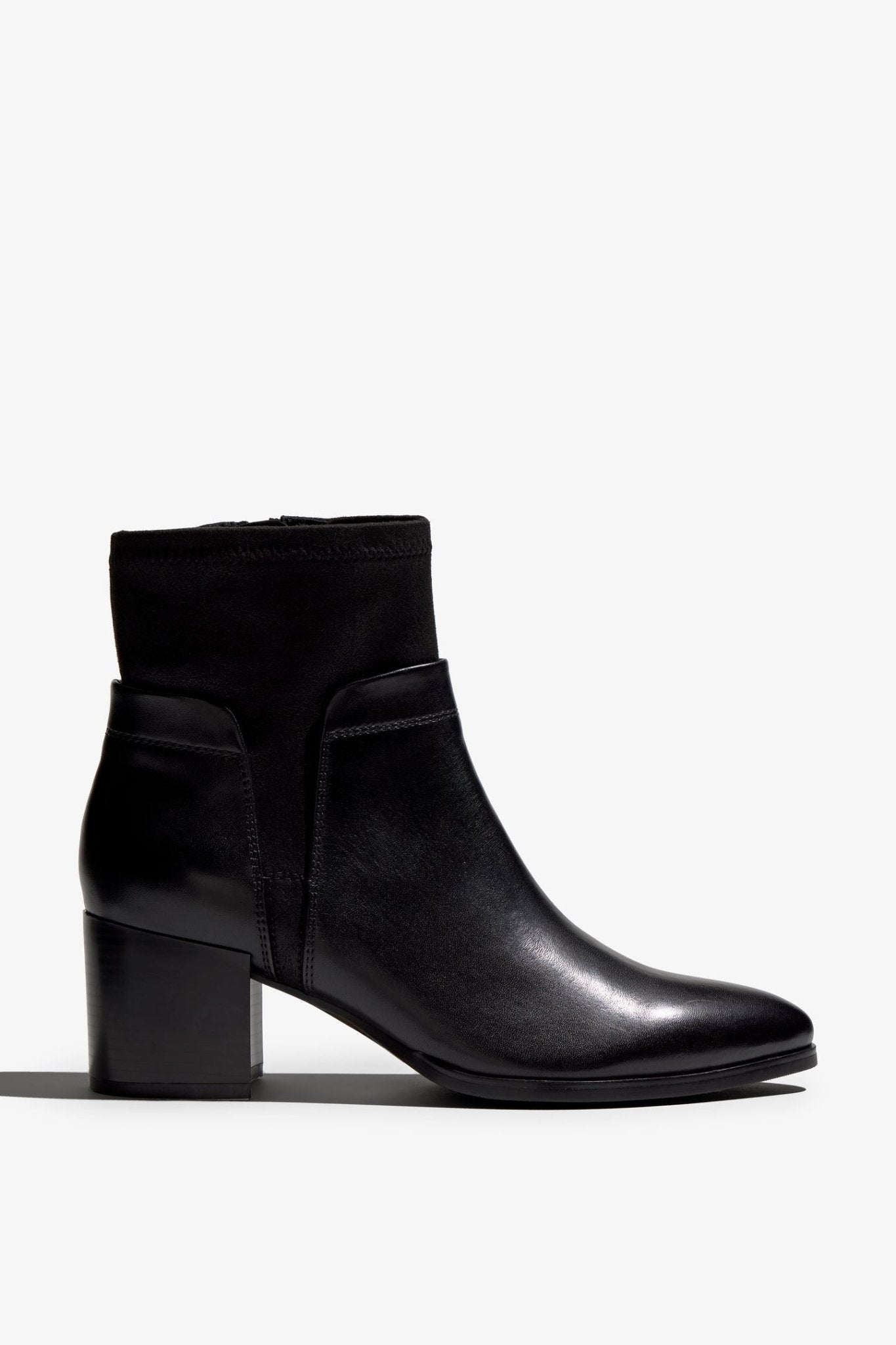 Taylor 44 | Black | Regarde Le Ciel | Ankle Boots | Jenny Shoo Bootique