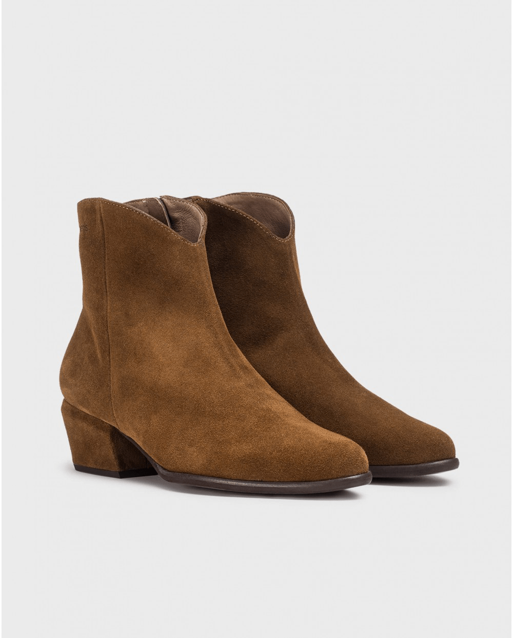 Fei 01 | Cappuccino | Wonders | Ankle Boots | Jenny Shoo Bootique