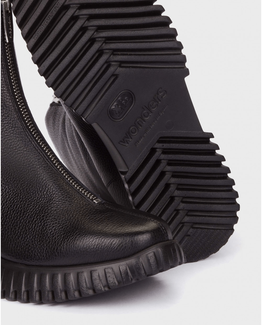 Flexfly 03 | Black | Wonders | Ankle Boots | Jenny Shoo Bootique