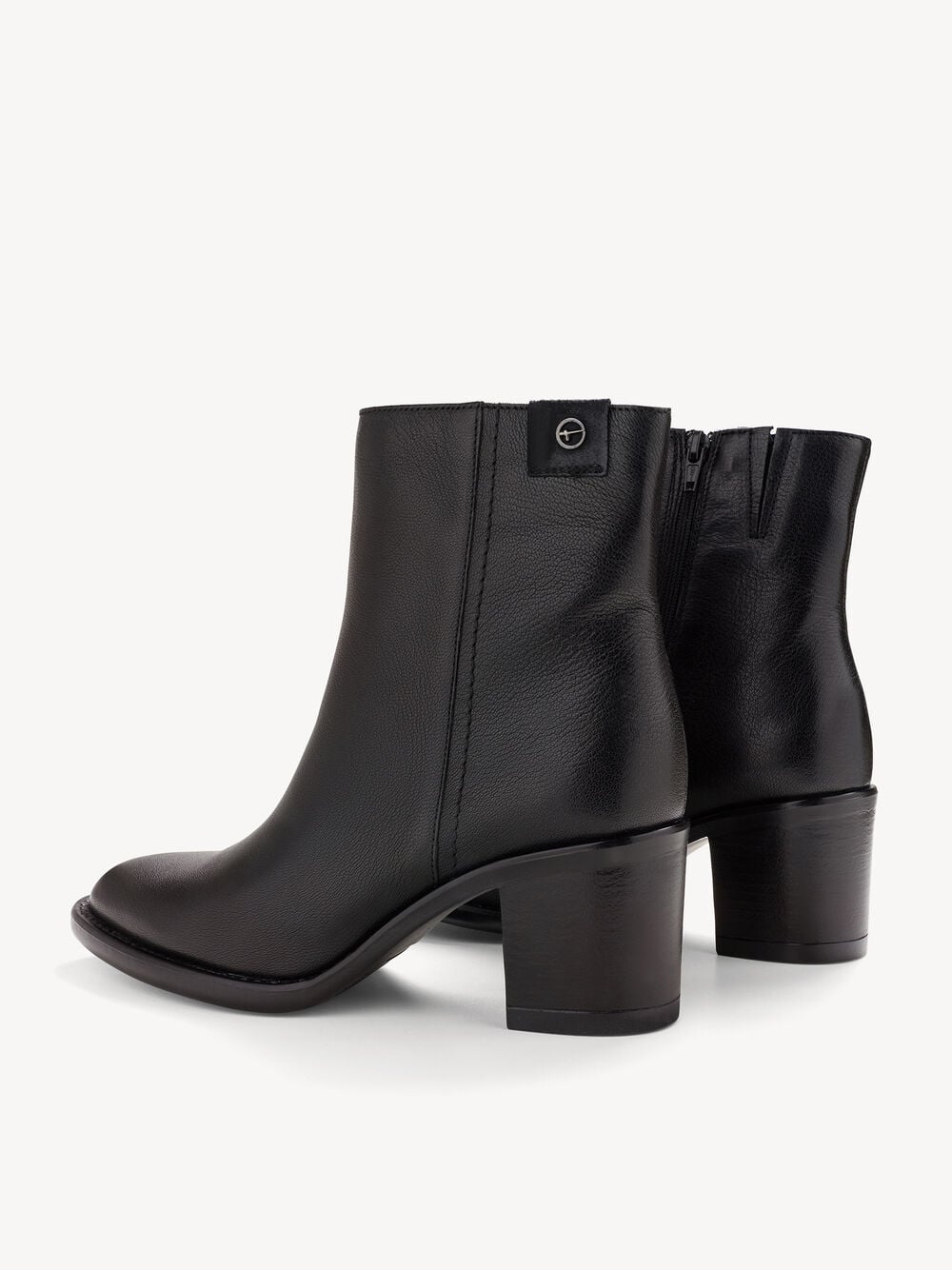 Dahlen | Black