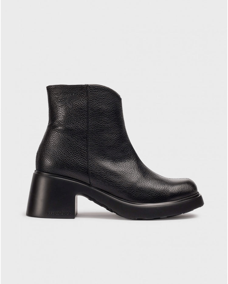 Flytres 25 | Black | Wonders | Ankle Boots | Jenny Shoo Bootique