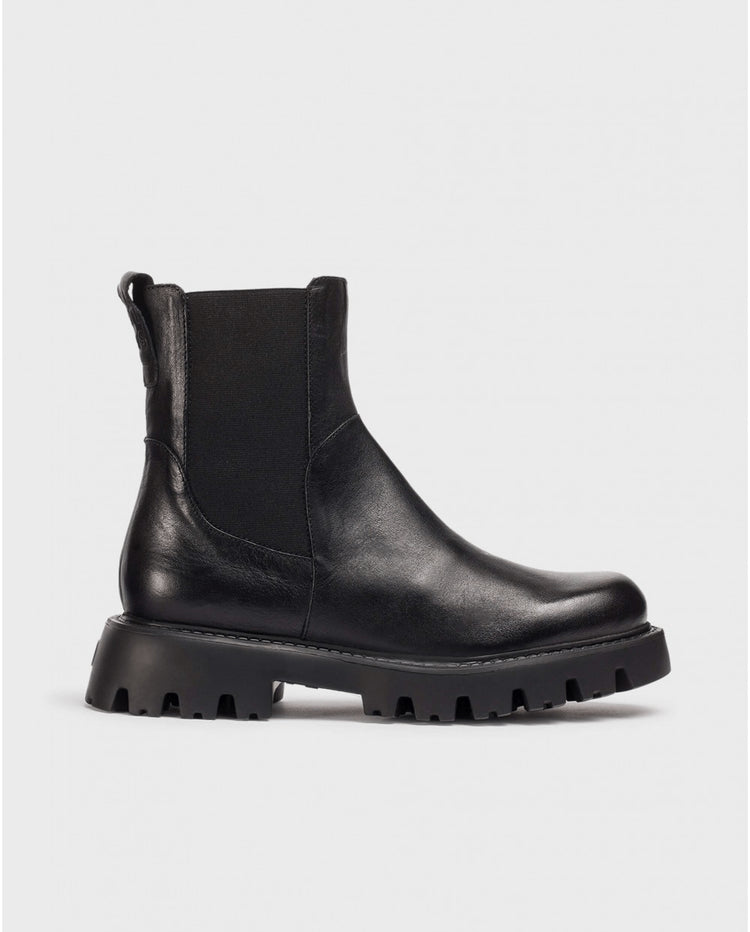 Goofly 11 | Black | Wonders | Ankle Boots | Jenny Shoo Bootique