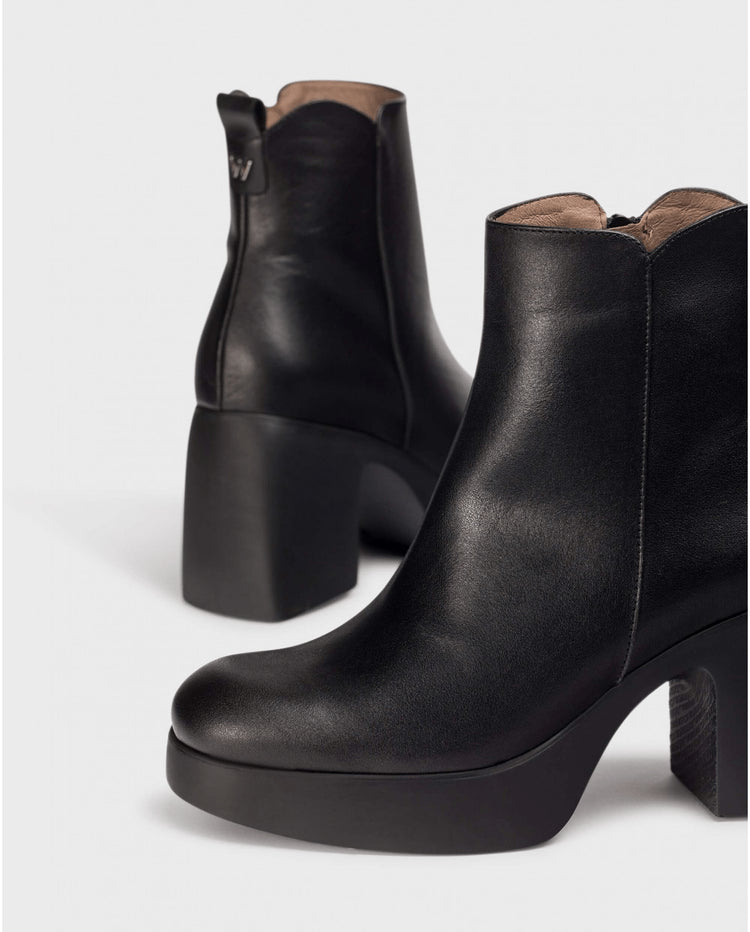 Lady 81 | Black | Wonders | Ankle Boots | Jenny Shoo Bootique
