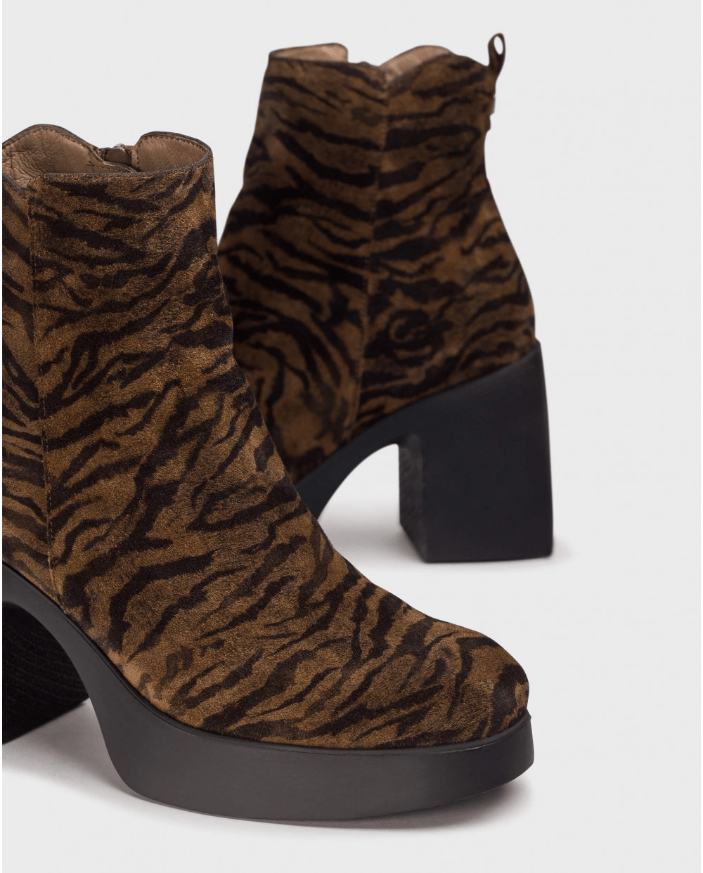 Lady Zebra 81 | Black - Tan | Wonders | Ankle Boots | Jenny Shoo Bootique