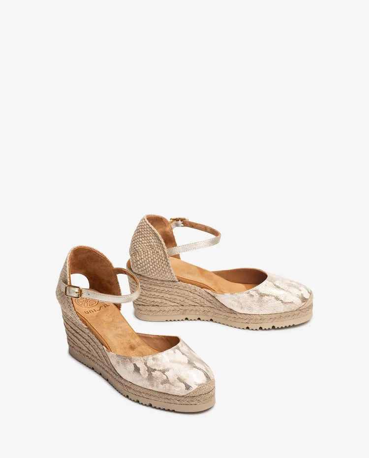 Castilla  | Gold