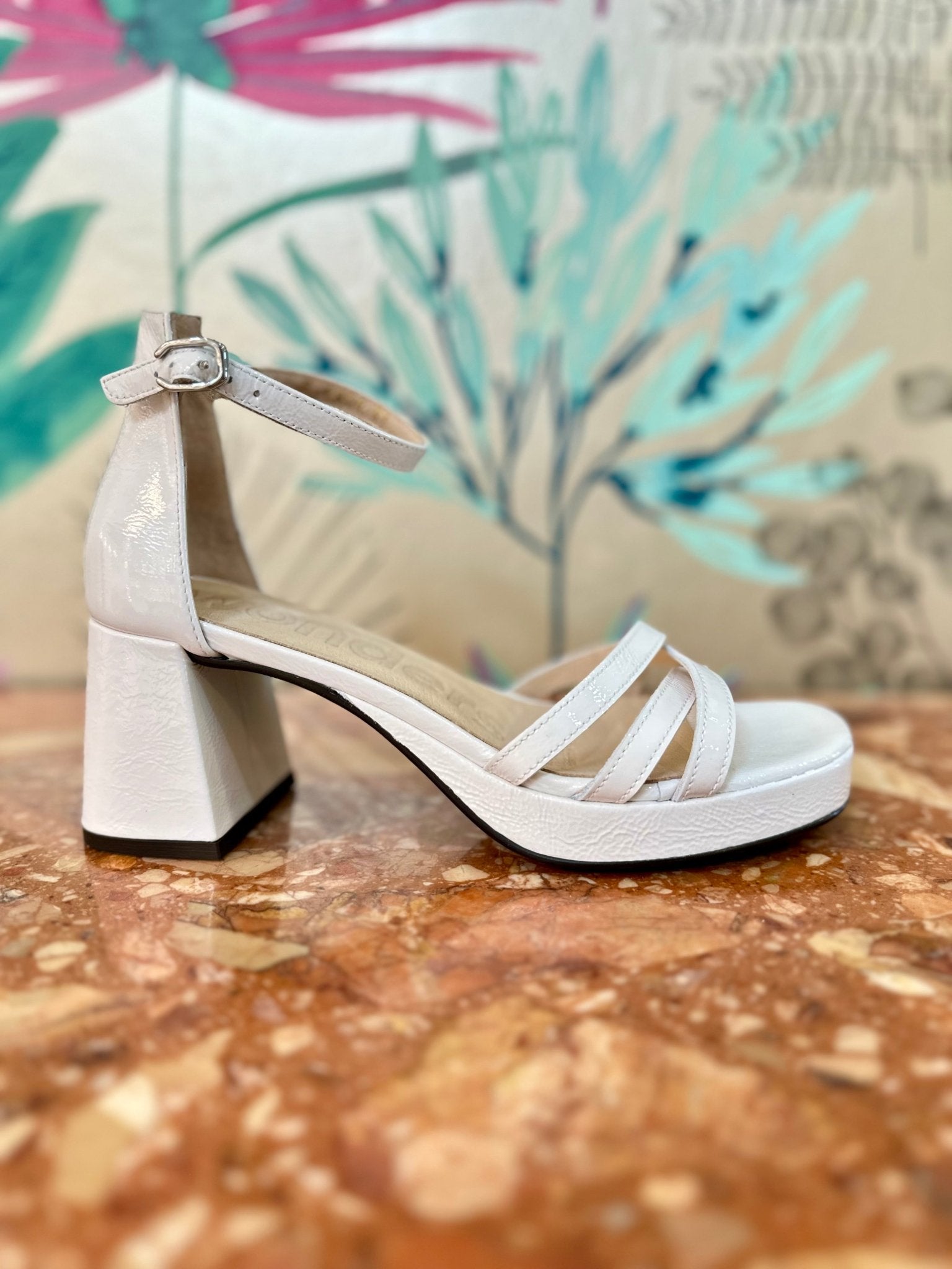 Glee | Off White | Wonders | Sandals | Jenny Shoo Bootique